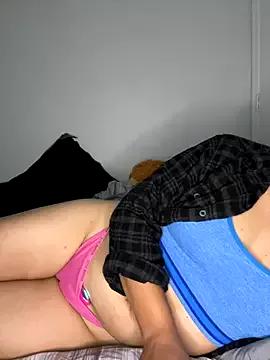 Akiramiyami from StripChat is Freechat