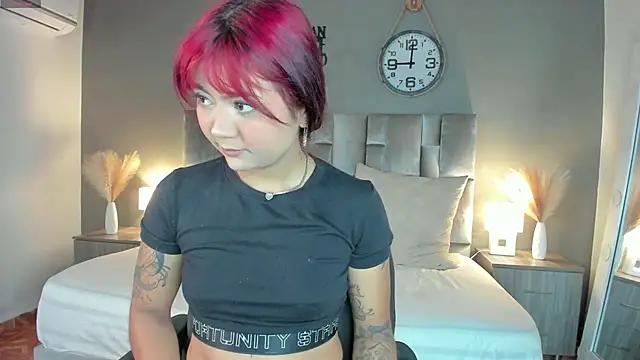 alaia-rogers from StripChat