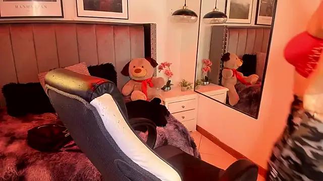 Alaia_Carter from StripChat