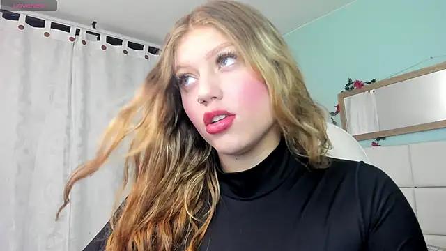 alaia_greyy from StripChat