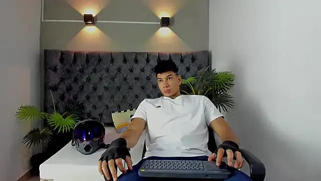 ALAN_REDINGER from StripChat