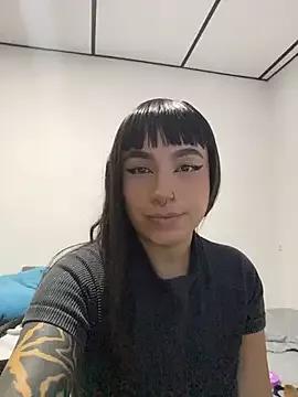 Alana_Arang from StripChat is Freechat