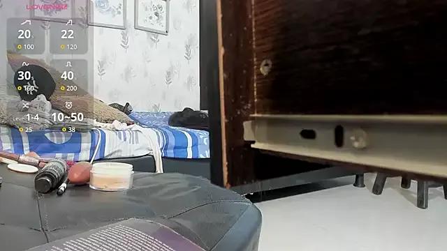 Dirty chat webcam: explore liveshows with versed models, from laying bare to fetishes, in a variety of sexy free adult webcams.