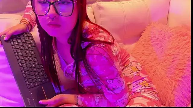 Alana_Miller__ from StripChat