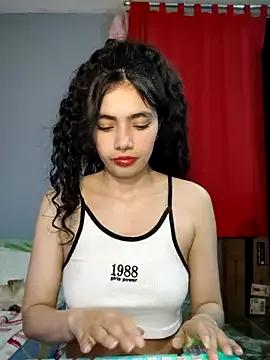 Alana_par from StripChat is Freechat