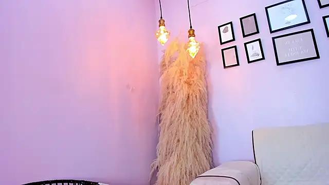 alana_rossetti from StripChat
