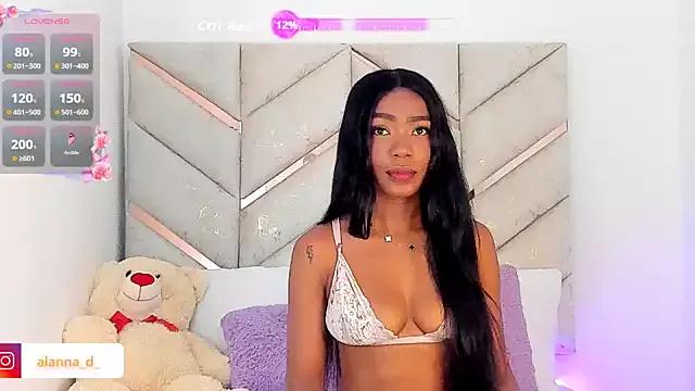AlanaDoll from StripChat