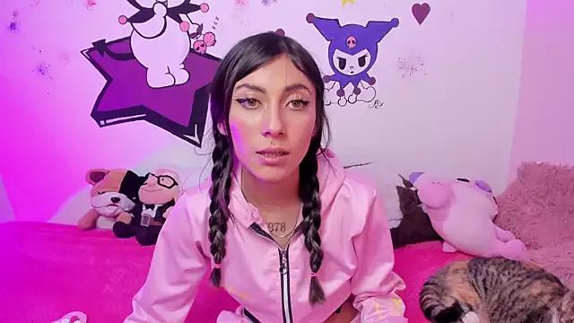 Alanaloiiss_ from StripChat is Freechat