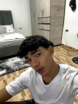 AlanCutee from StripChat is Freechat