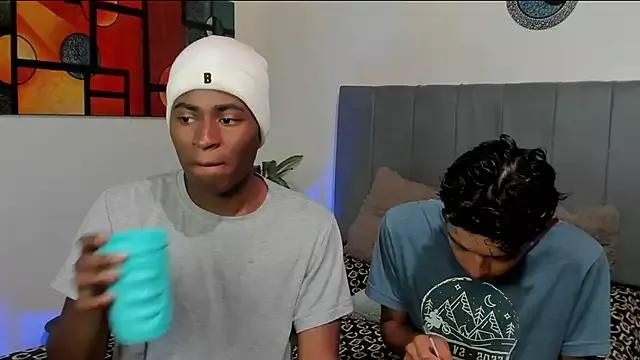 Aland_Criss from StripChat is Freechat