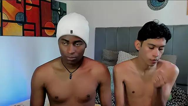 Aland_Criss from StripChat is Freechat