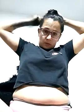 Alanna_11 from StripChat