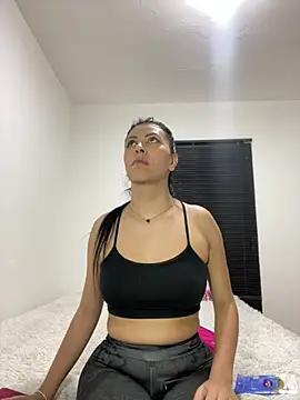 Alanna_atm_ from StripChat