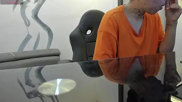 AlanRed_ from StripChat