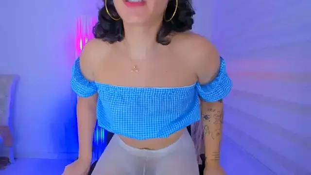 alask_pears0 from StripChat