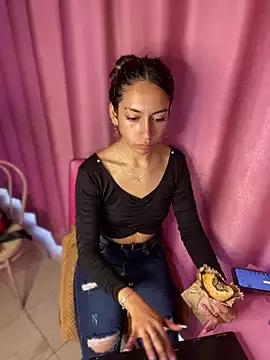 Alaska_euphoria from StripChat