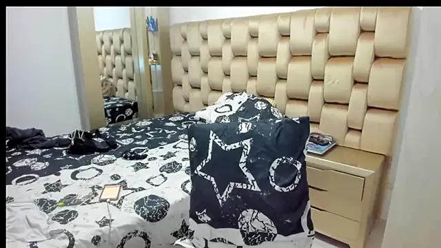 alaskmiller1 from StripChat is Freechat