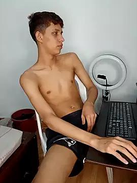 Alayn_sexy_ayes from StripChat