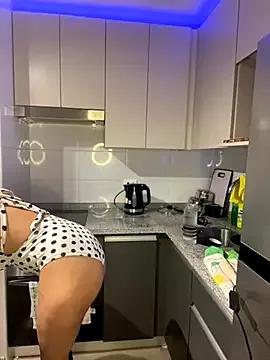 AlejandritaMilano from StripChat is Freechat