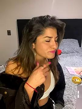 AlejandritaMilano from StripChat is Freechat