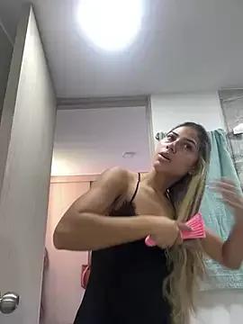 Alessa_montessori webcams show profile image 
