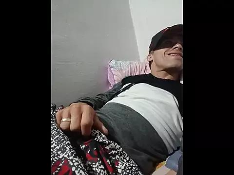 alex-golden from StripChat is Freechat