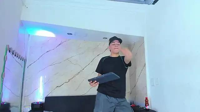 ALEX_MILLER25 from StripChat is Freechat