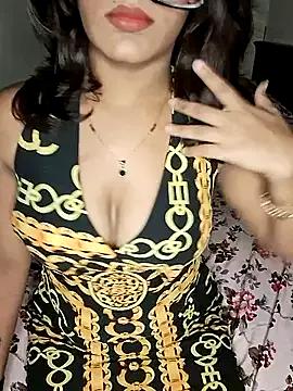 Photos of ALEXA_1100 from StripChat is Freechat