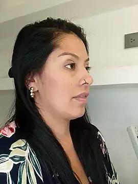 ALEXA__FOX__ from StripChat is Freechat