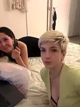 Alexa_kitten17 from StripChat is Freechat