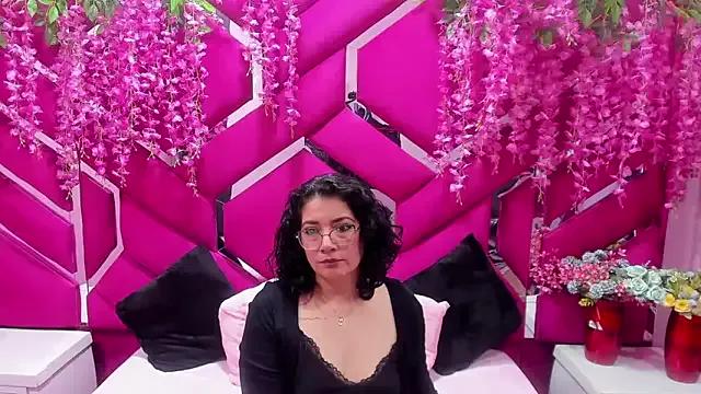 Alexa_Sanz on StripChat