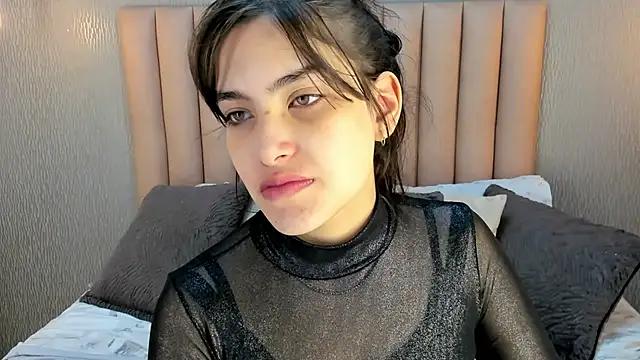 Alexa_Thaylor_ from StripChat is Freechat
