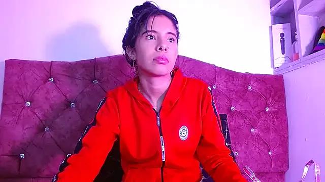 Alexahotz from StripChat is Freechat