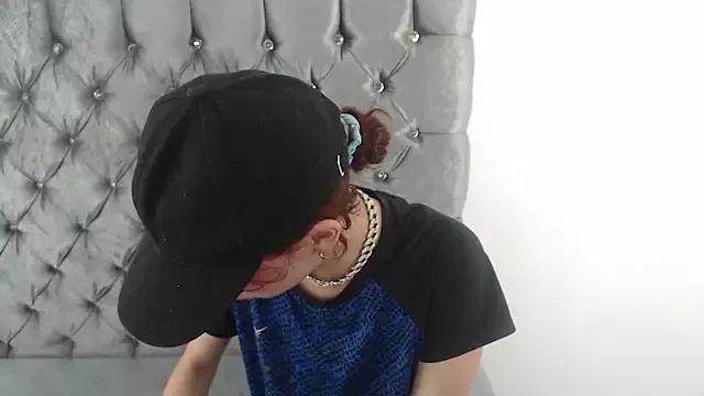 alexandra_gomez_t from StripChat is Freechat