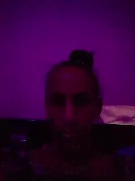 AlexaWarner from StripChat is Freechat