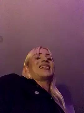 alexawinterrr from StripChat is Freechat