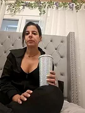 Alexis21821 from StripChat is Freechat