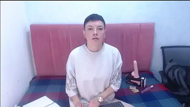 alexmadisoncm101 from StripChat is Freechat