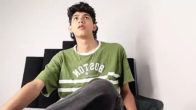 alexmark_ on StripChat