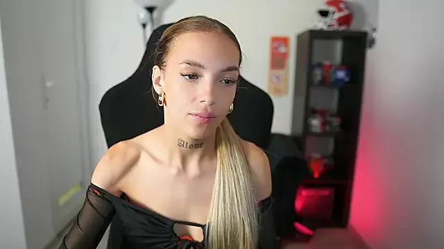 Dirty chat webcam: explore liveshows with versed models, from laying bare to fetishes, in a variety of sexy free adult webcams.