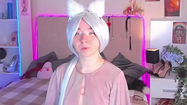 AlexxisSky from StripChat is Freechat