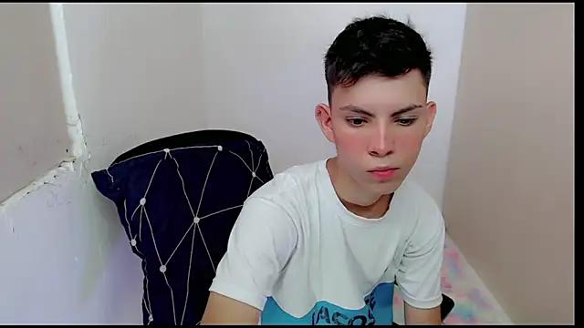 Alexxx_lov webcams show profile image 