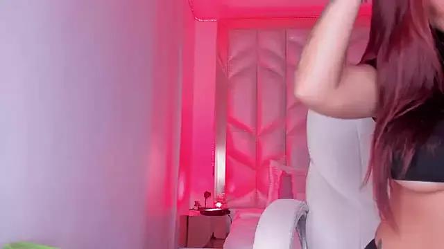 AlhanaRose from StripChat