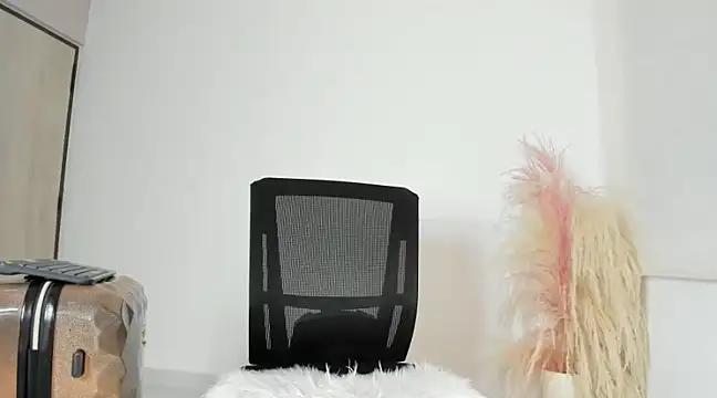 AliaDarkmoon from StripChat