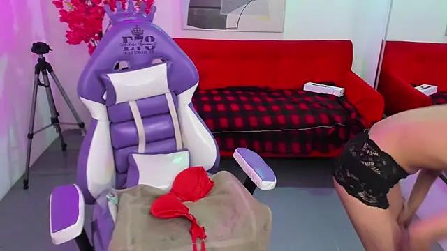 Dirty chat webcam: explore liveshows with versed models, from laying bare to fetishes, in a variety of sexy free adult webcams.