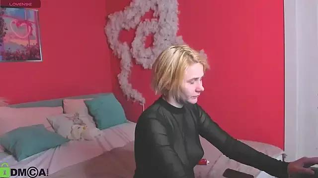 Alice_Maurik from StripChat is Freechat