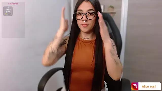 alice_rose5 from StripChat is Freechat