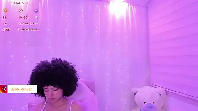 Alice_winter_ from StripChat is Freechat