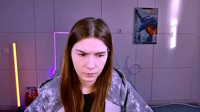 AliceCUNTach from StripChat is Freechat