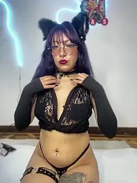 AliceePretty from StripChat is Freechat